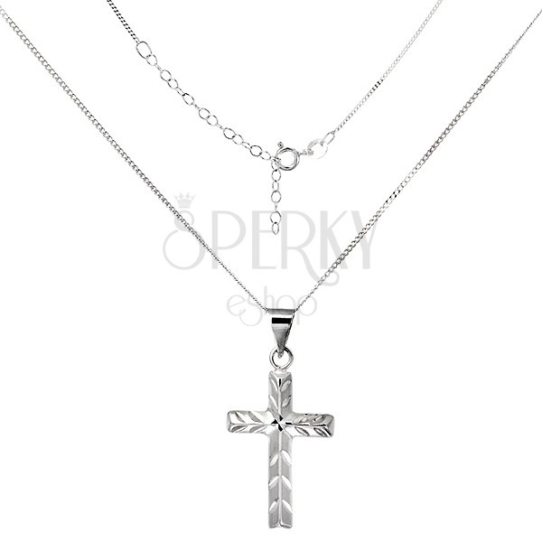 Glänzende Halskette - Kreuz mit schrägen Spuren, Silber 925