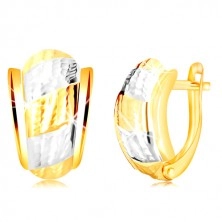14K Gold Ohrringe - asymmetrischer Bogen mit Streifen und dekorativen Einschnitten