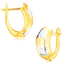 14K Gold Ohrringe - asymmetrischer Bogen mit Streifen und dekorativen Einschnitten