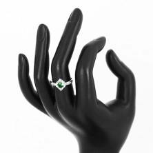 925 Silber Ring - klarer Zirkon Rhombus, runder grüner Zirkon