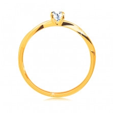 Verlobungsring aus 14K Gelbgold – geschliffener klarer Zirkon in dem Ring befestigt
