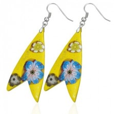 Ohrringe aus FIMO Masse - gelbes Dreieck in Fischform, Blumen